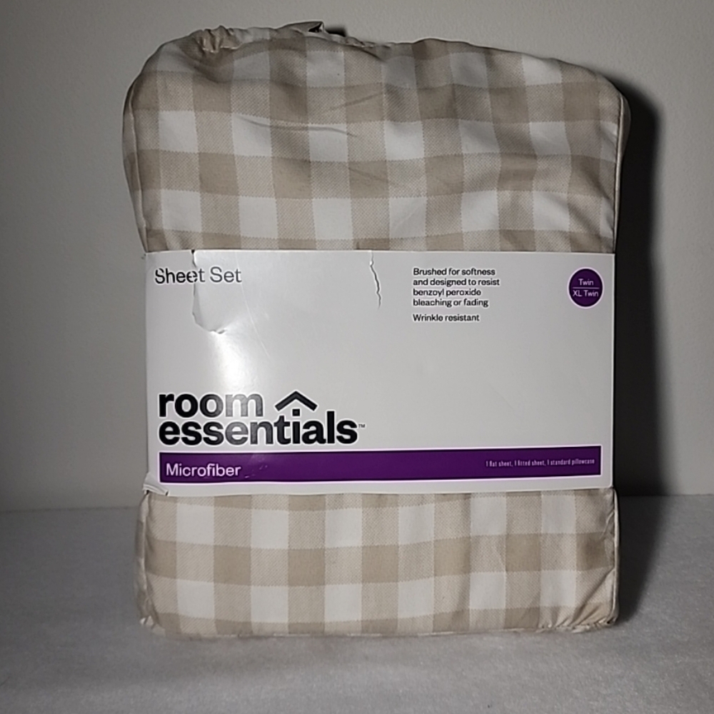 Room Essentials Tan Checkered Sheet Set - Picture 1 of 2